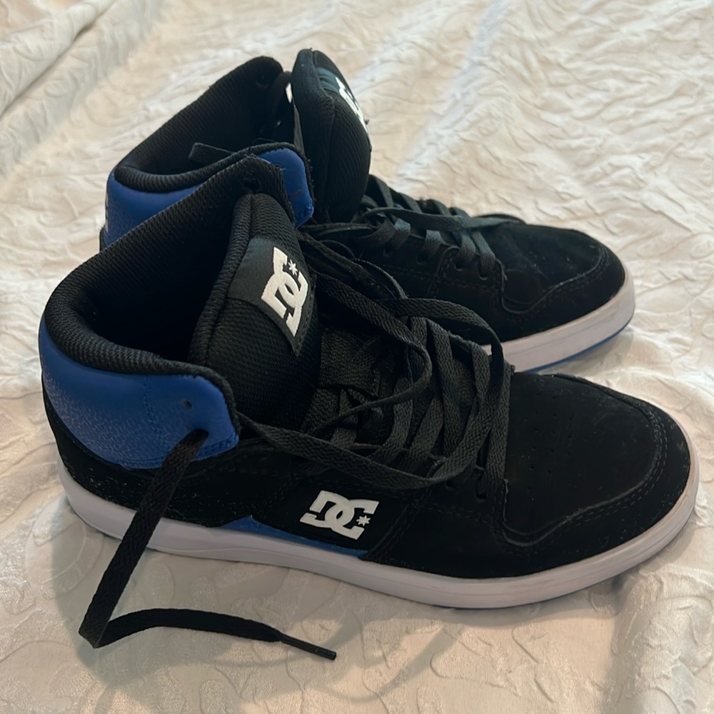 Boys DC shoes